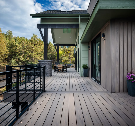 How a Deck Can Boost Your Home’s Curb Appeal—and Its Value