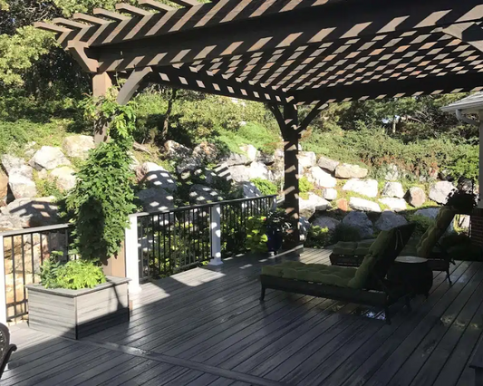 How Building a Deck Increases Home Value in Utah